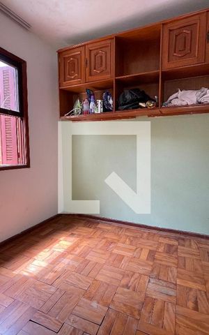 Casa para alugar com 350m², 5 quartos e 5 vagas Casa para alugar com 350m², 5 quartos e 5 vagasQuarto de Serviço