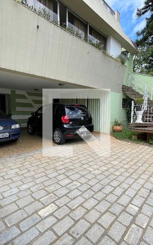 Casa para alugar com 350m², 5 quartos e 5 vagas Casa para alugar com 350m², 5 quartos e 5 vagasGaragem