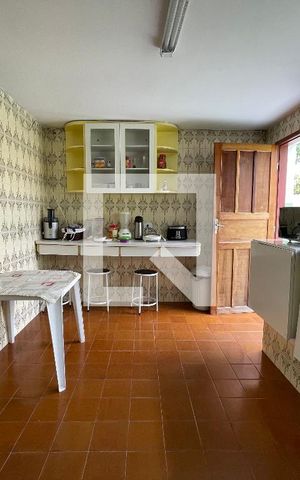 Casa para alugar com 350m², 5 quartos e 5 vagas Casa para alugar com 350m², 5 quartos e 5 vagasCozinha