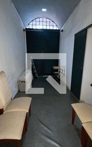 Casa à venda com 150m², 1 quarto e 1 vaga Casa à venda com 150m², 1 quarto e 1 vagaSala