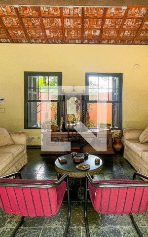 Casa à venda com 150m², 1 quarto e 1 vaga Casa à venda com 150m², 1 quarto e 1 vagaSala