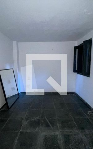 Casa à venda com 150m², 1 quarto e 1 vaga Casa à venda com 150m², 1 quarto e 1 vagaQuarto