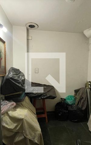 Casa à venda com 150m², 1 quarto e 1 vaga Casa à venda com 150m², 1 quarto e 1 vagaQuarto de Serviço