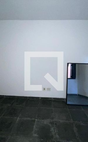 Casa à venda com 150m², 1 quarto e 1 vaga Casa à venda com 150m², 1 quarto e 1 vagaQuarto