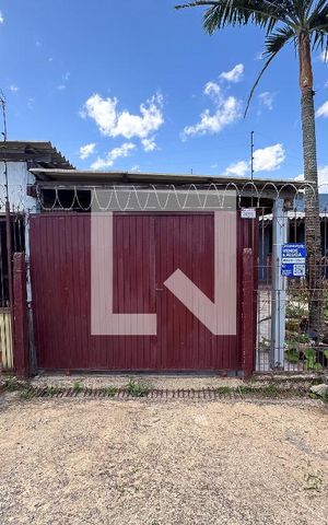 Casa à venda com 70m², 2 quartos e 2 vagas Casa à venda com 70m², 2 quartos e 2 vagasplaquinha fachada