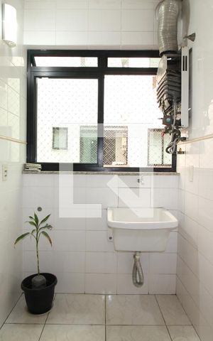 Apartamento à venda com 95m², 3 quartos e 1 vagaÁrea de Serviço