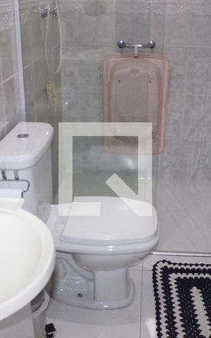 Casa à venda com 260m², 4 quartos e 4 vagasBanheiro da Suíte 2
