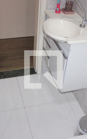 Casa à venda com 260m², 4 quartos e 4 vagasBanheiro da Suíte 2