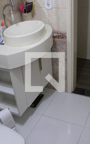 Casa à venda com 260m², 4 quartos e 4 vagasBanheiro da Suíte 1
