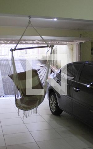 Casa à venda com 260m², 4 quartos e 4 vagasGaragem
