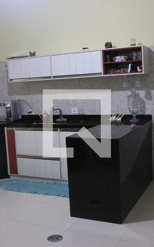 Casa à venda com 260m², 4 quartos e 4 vagasEspaço Gourmet, piso inferior
