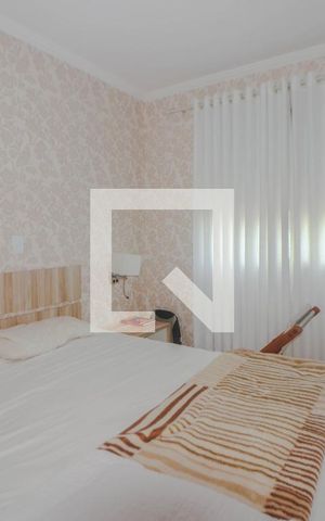 Apartamento à venda com 90m², 2 quartos e 2 vagas Apartamento à venda com 90m², 2 quartos e 2 vagasSuíte