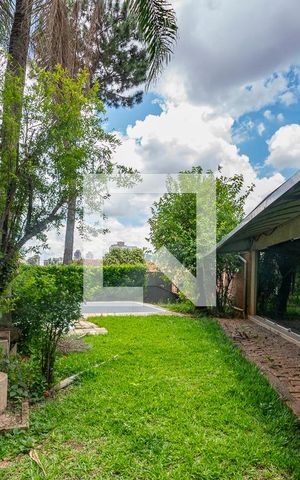 Casa à venda com 845m², 5 quartos e sem vaga Casa à venda com 845m², 5 quartos e sem vagaQuintal