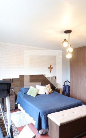 Casa para alugar com 331m², 4 quartos e 4 vagasSuíte