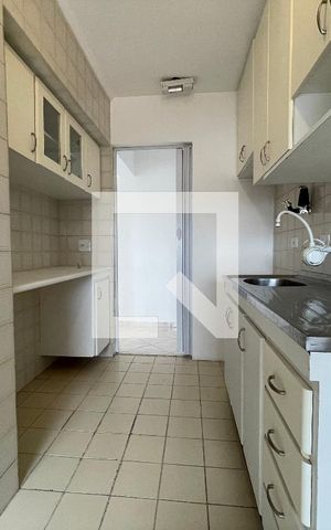 Apartamento à venda com 65m², 2 quartos e 1 vaga Apartamento à venda com 65m², 2 quartos e 1 vagaCozinha