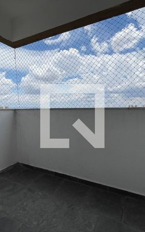 Apartamento à venda com 65m², 2 quartos e 1 vaga Apartamento à venda com 65m², 2 quartos e 1 vagaVaranda