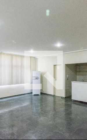 Apartamento à venda com 65m², 2 quartos e 1 vaga Apartamento à venda com 65m², 2 quartos e 1 vagaÁrea comum - Salão de festas