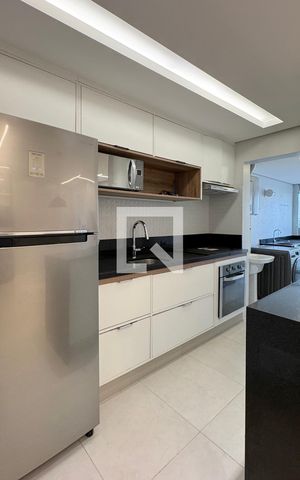 Apartamento à venda com 76m², 2 quartos e 1 vagaCozinha