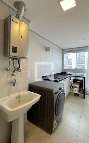 Apartamento à venda com 76m², 2 quartos e 1 vagaÁrea de Serviço