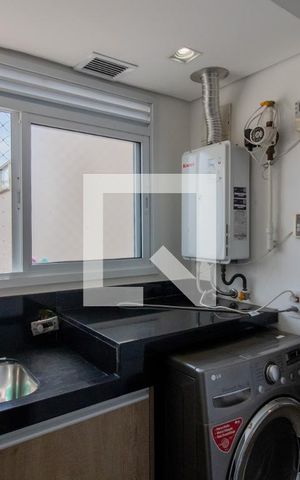 Apartamento à venda com 202m², 4 quartos e 4 vagas Apartamento à venda com 202m², 4 quartos e 4 vagasÁrea de Serviço