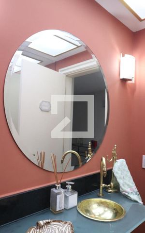 Apartamento à venda com 260m², 3 quartos e 4 vagasLavabo