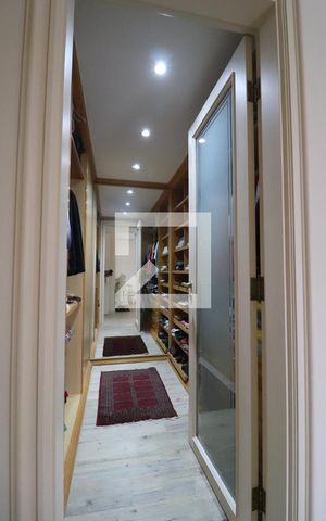 Apartamento à venda com 260m², 3 quartos e 4 vagasSuíte 1