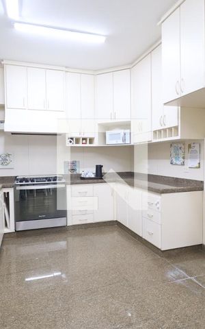 Apartamento à venda com 260m², 3 quartos e 4 vagasCozinha