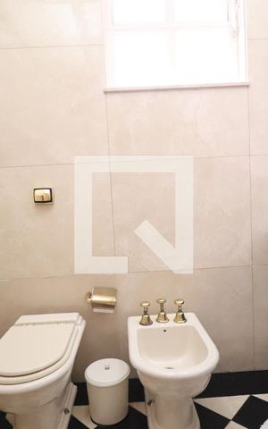 Apartamento à venda com 260m², 3 quartos e 4 vagasBanheiro da Suíte 3