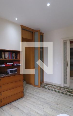 Apartamento à venda com 260m², 3 quartos e 4 vagasSuíte 3