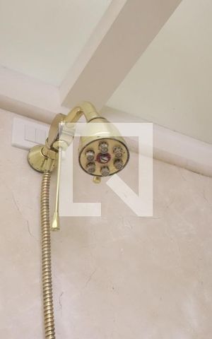 Apartamento à venda com 260m², 3 quartos e 4 vagasBanheiro da Suíte 1