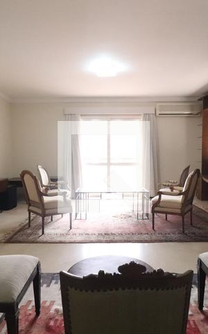 Apartamento à venda com 260m², 3 quartos e 4 vagasSala
