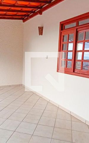 Casa à venda com 344m², 3 quartos e 8 vagas