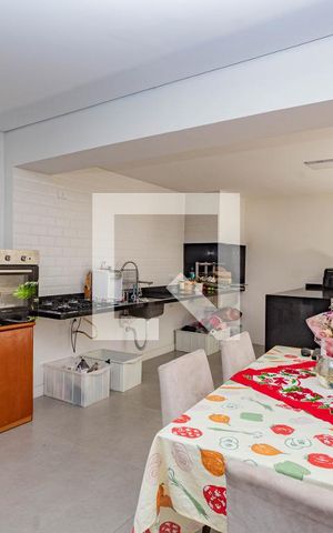 Apartamento à venda com 200m², 3 quartos e 2 vagas Apartamento à venda com 200m², 3 quartos e 2 vagasCozinha