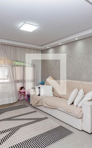 Apartamento à venda com 200m², 3 quartos e 2 vagas Apartamento à venda com 200m², 3 quartos e 2 vagasSala
