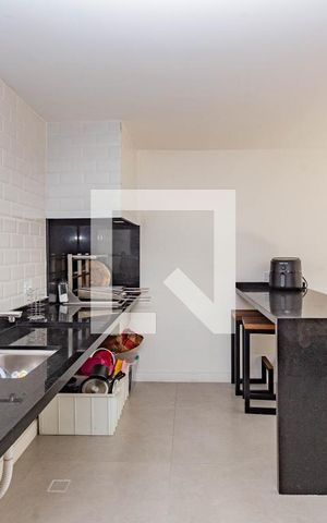 Apartamento à venda com 200m², 3 quartos e 2 vagas Apartamento à venda com 200m², 3 quartos e 2 vagasCozinha