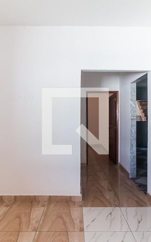 Casa para alugar com 170m², 3 quartos e 2 vagas Casa para alugar com 170m², 3 quartos e 2 vagasSala