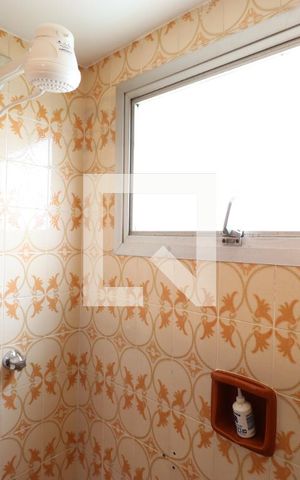 Apartamento à venda com 101m², 3 quartos e 2 vagasDetalhe Banheiro da Suíte