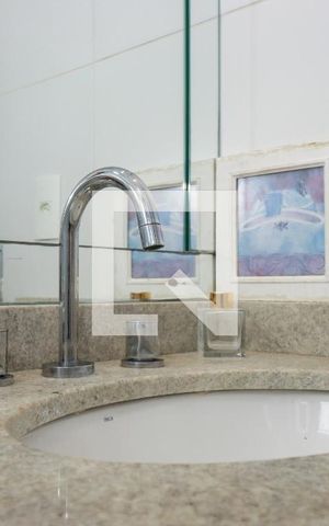 Apartamento para alugar com 57m², 2 quartos e 1 vaga Apartamento para alugar com 57m², 2 quartos e 1 vagaBanheiro
