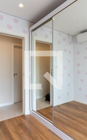 Apartamento à venda com 70m², 2 quartos e 2 vagasQuarto 2