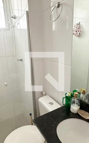 Apartamento à venda com 47m², 2 quartos e 1 vaga Apartamento à venda com 47m², 2 quartos e 1 vagaBanheiro