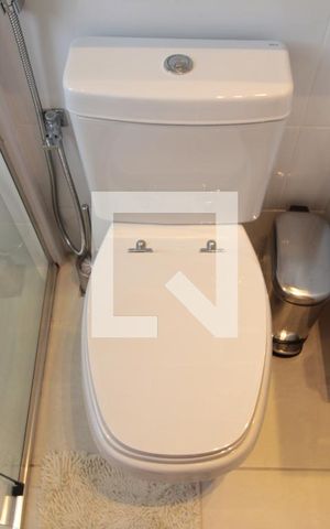Apartamento à venda com 160m², 4 quartos e 3 vagasBanheiro da Suite 1