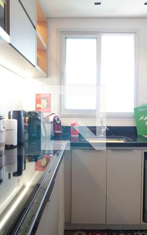 Apartamento à venda com 160m², 4 quartos e 3 vagasCozinha e Área de Serviço