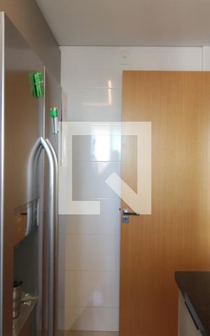 Apartamento à venda com 160m², 4 quartos e 3 vagasCozinha e Área de Serviço