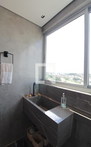 Apartamento à venda com 160m², 4 quartos e 3 vagasLavabo