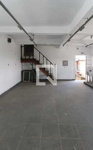 Casa à venda com 100m², 2 quartos e 1 vaga Casa à venda com 100m², 2 quartos e 1 vagaÁrea comum