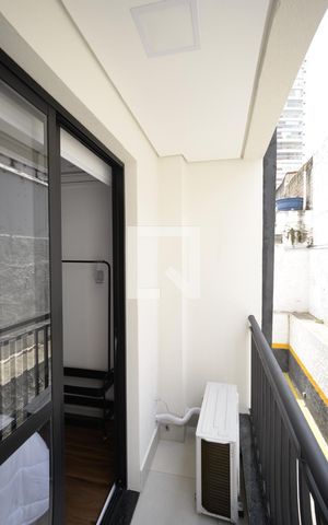 Studio para alugar com 29m², 1 quarto e sem vagaVaranda