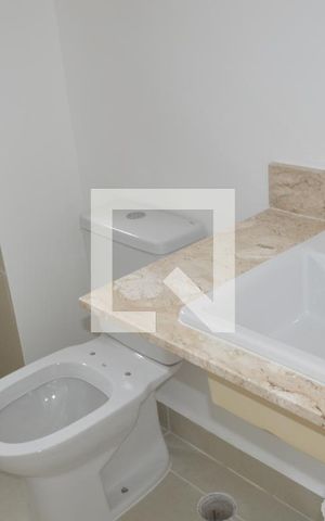 Apartamento à venda com 71m², 2 quartos e 1 vagaBanheiro da Suíte 1