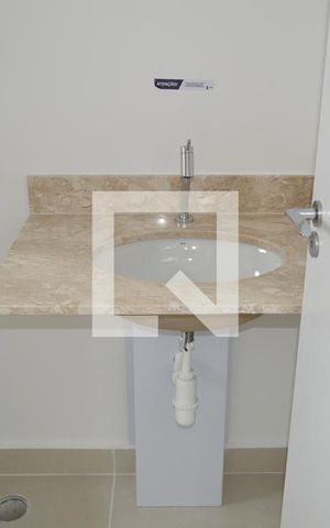 Apartamento à venda com 71m², 2 quartos e 1 vagaBanheiro da Suíte 2