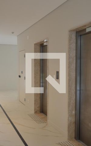 Apartamento à venda com 71m², 2 quartos e 1 vagaElevadores