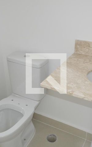 Apartamento à venda com 71m², 2 quartos e 1 vagaBanheiro da Suíte 2